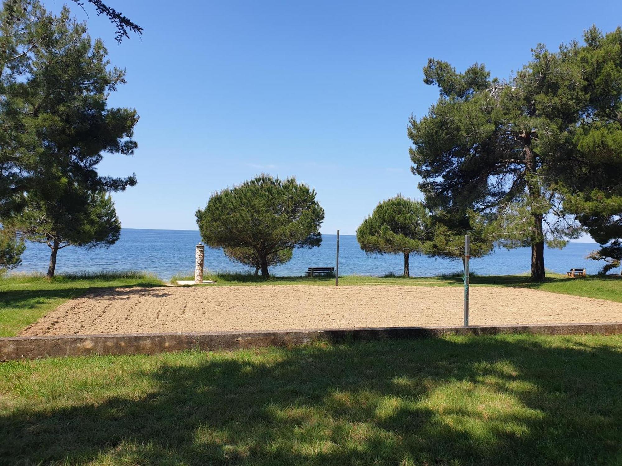 Family Bungalow Pineta Novigrad Istria Exteriör bild
